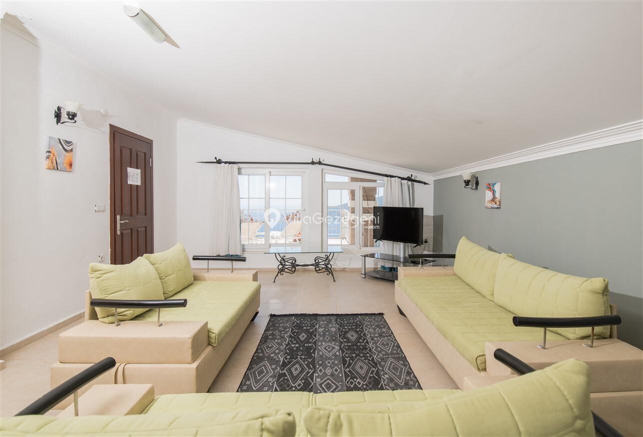 Villa Tulip — 43