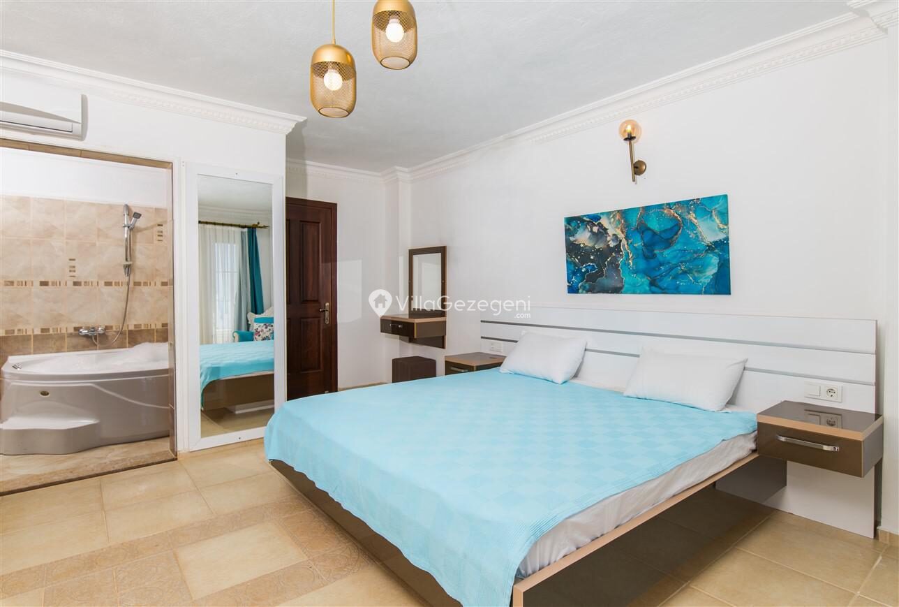 Villa Tulip — 55