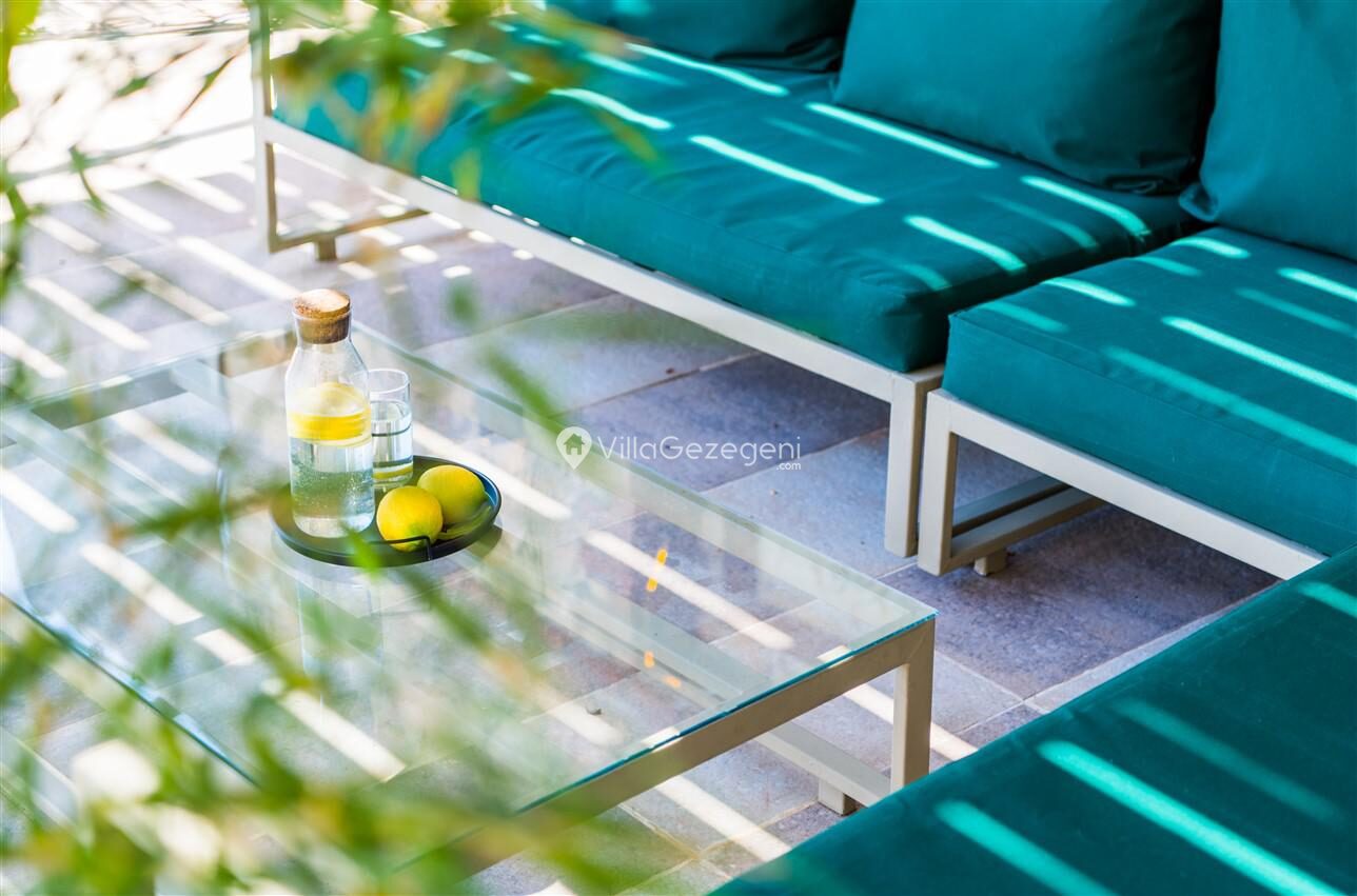 Villa Tulip — 59