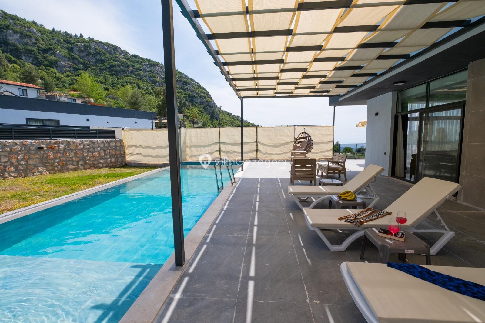 Villa King — 3