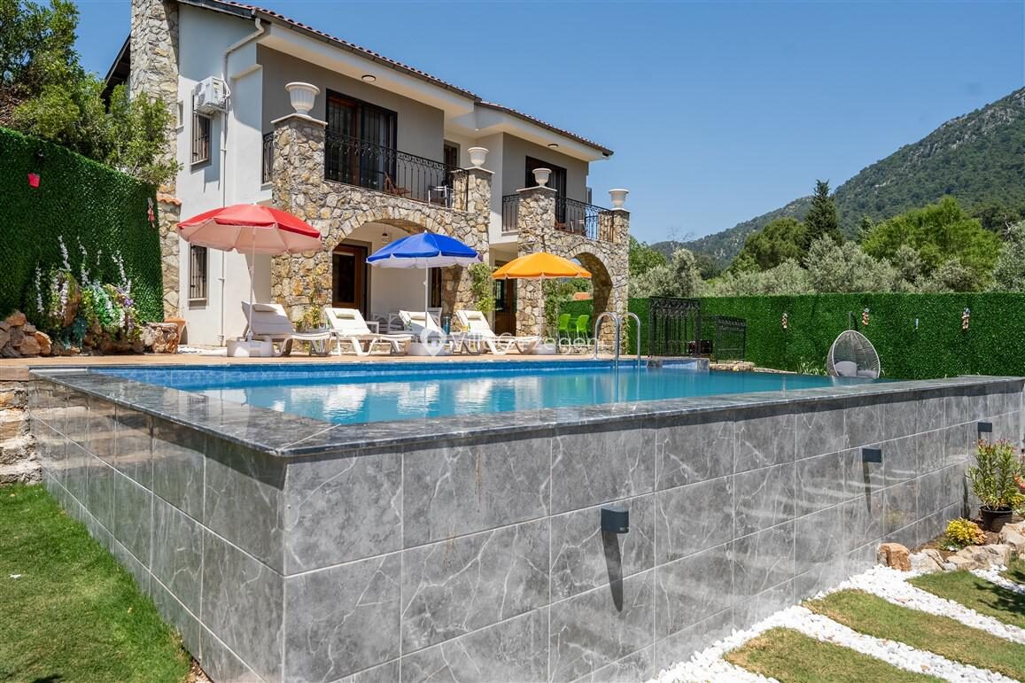 Villa Erhan — 1
