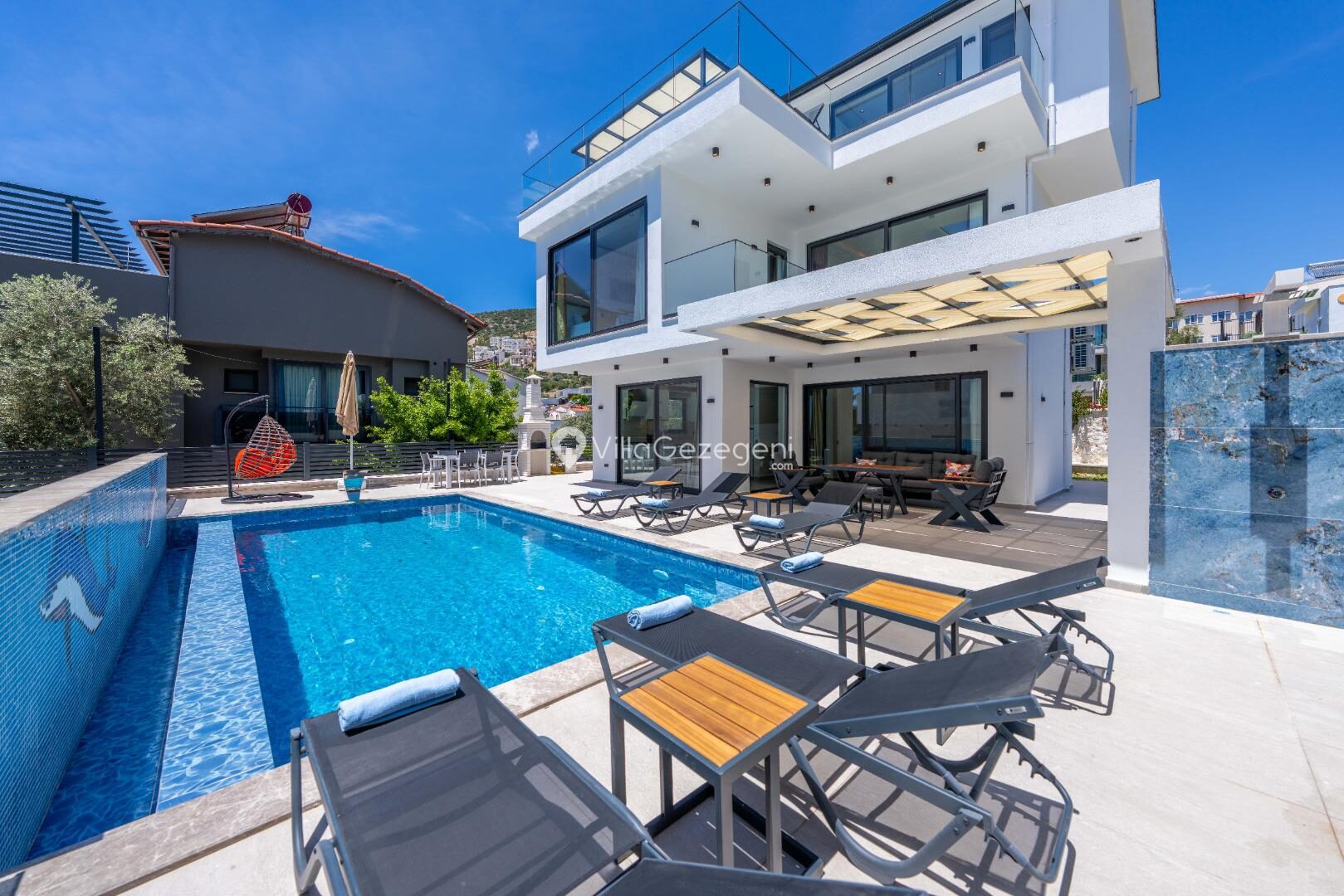 Villa Lovelet 1 — 5