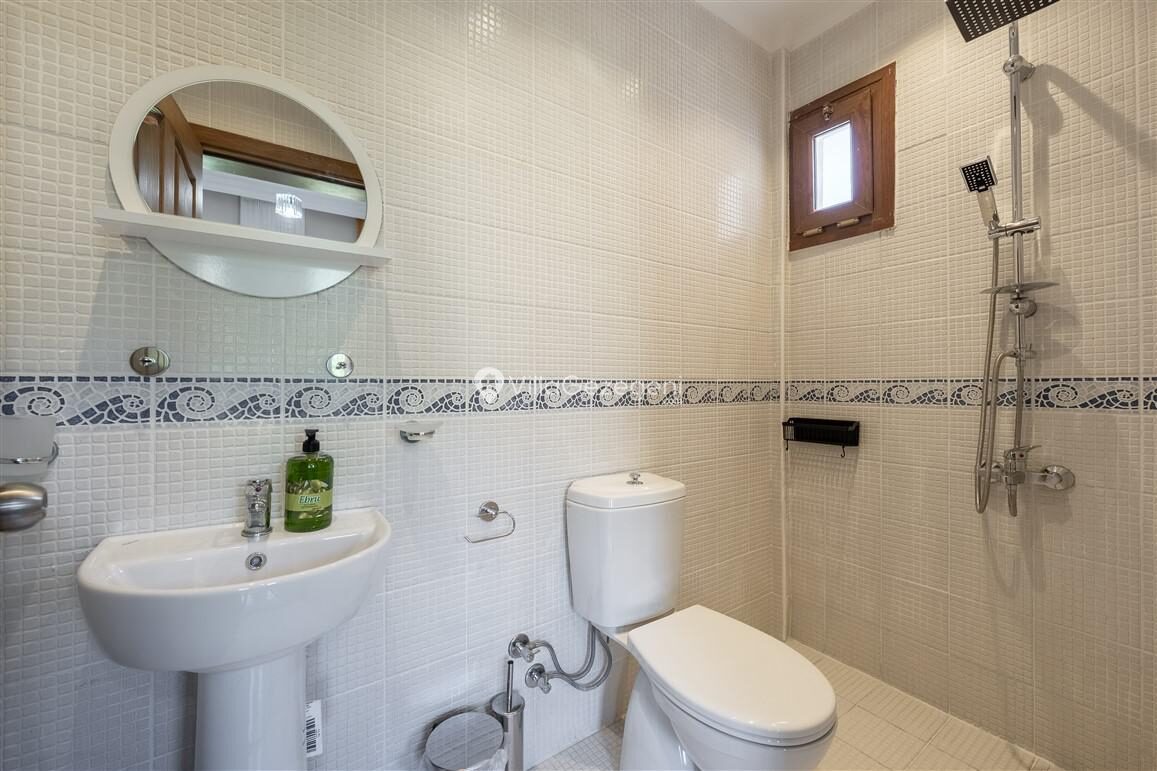 Villa Erhan — 68