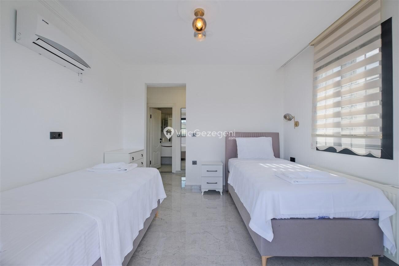 Villa Sembol — 36