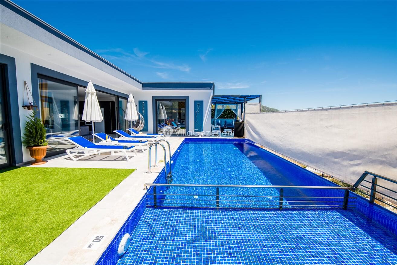 Villa Lavinya — 8