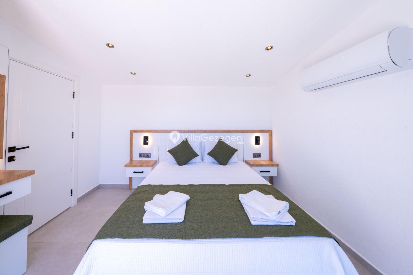 Villa Lovelet 2 — 86