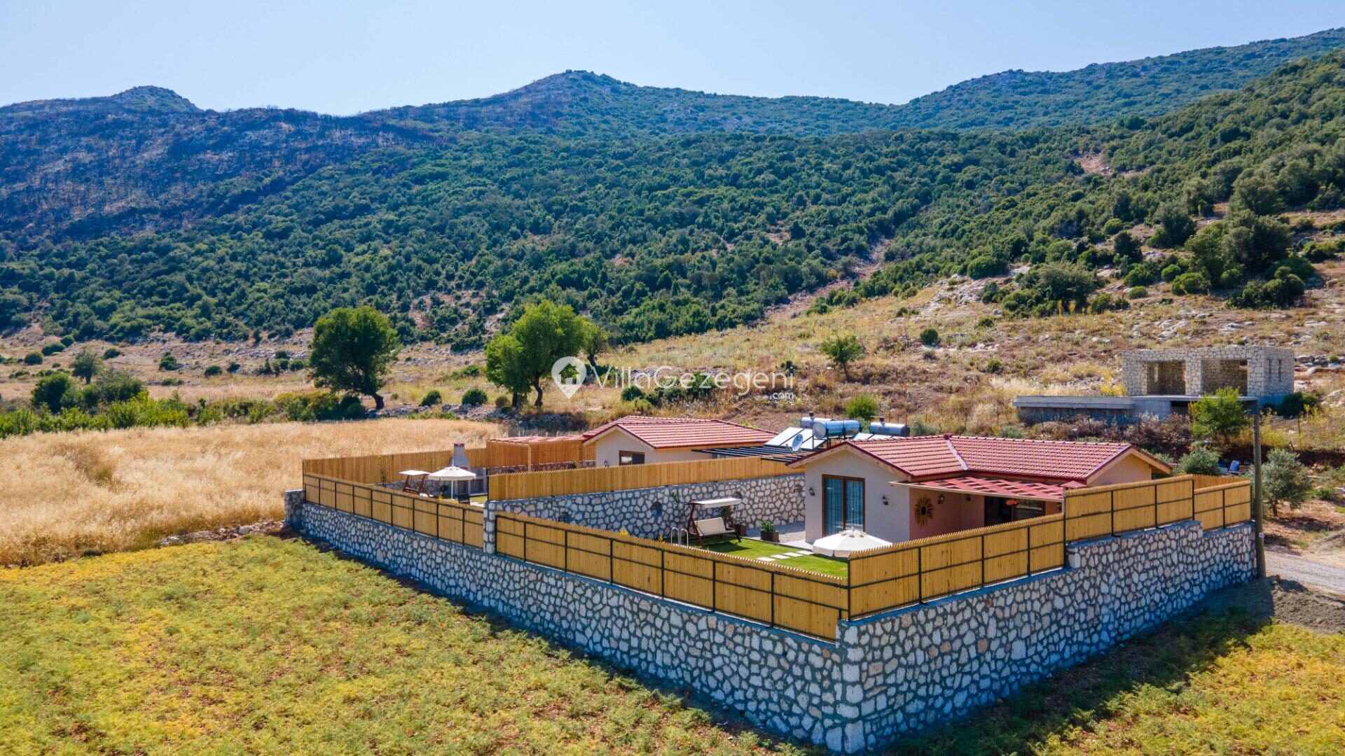 Villa Red — 42