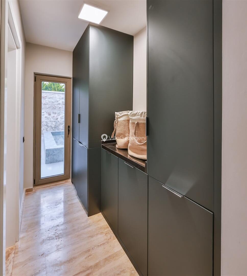 Villa Eliza — 47
