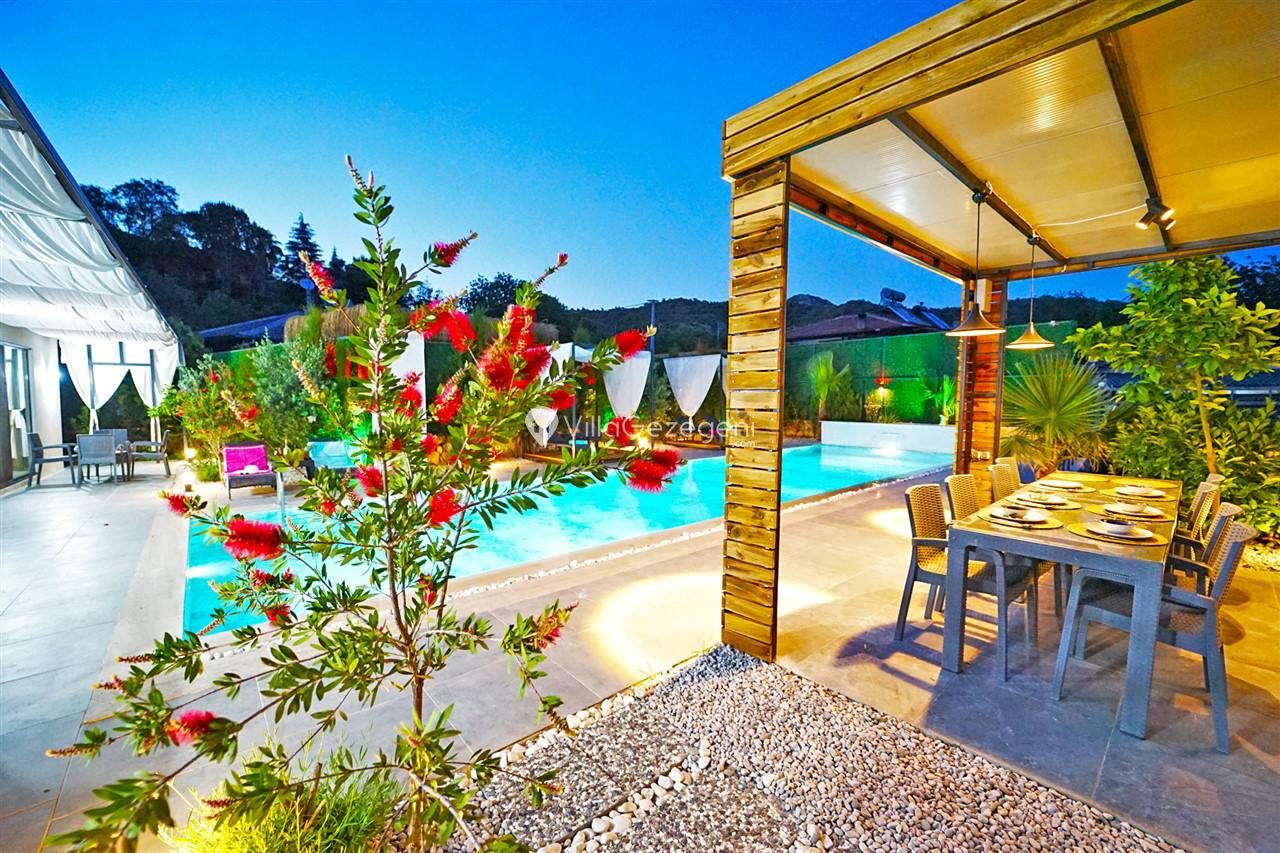 Villa Mamon Luxury Life — 36