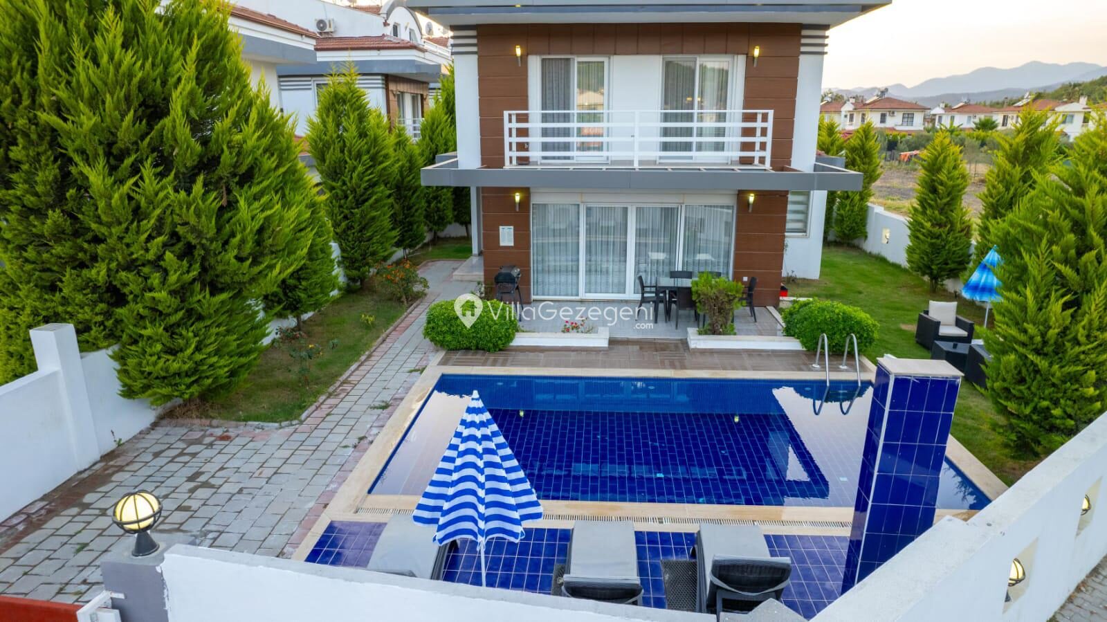 Villa Anka 14 — 32