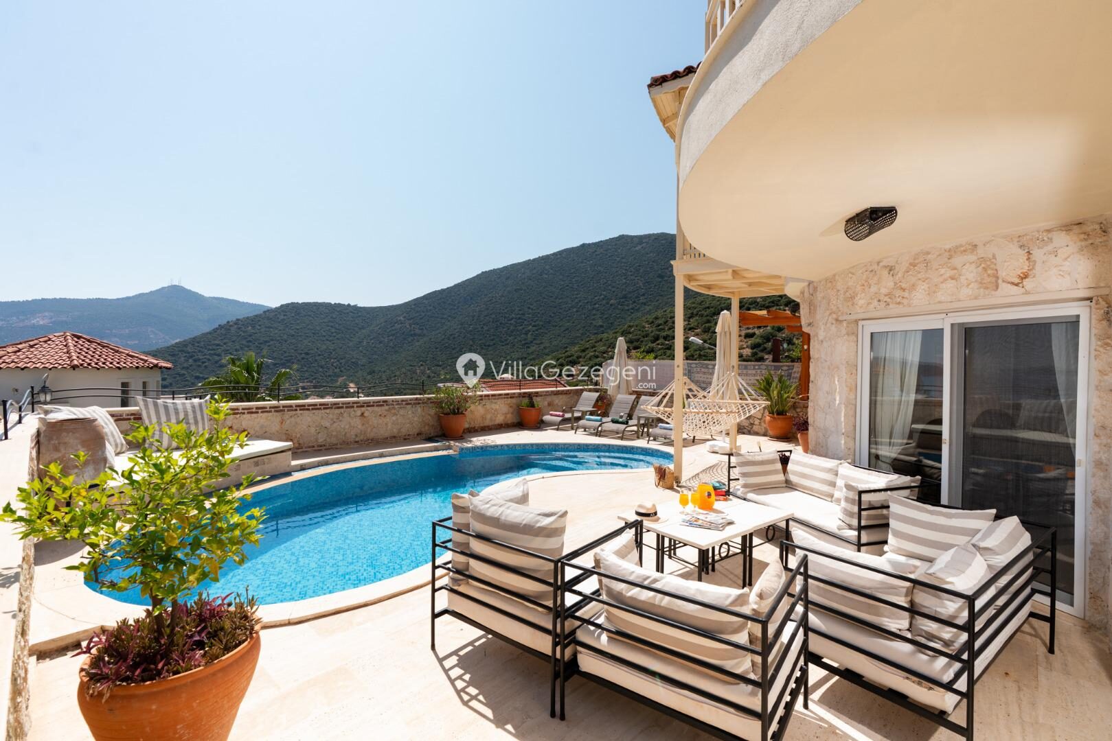 Villa Haziran — 12