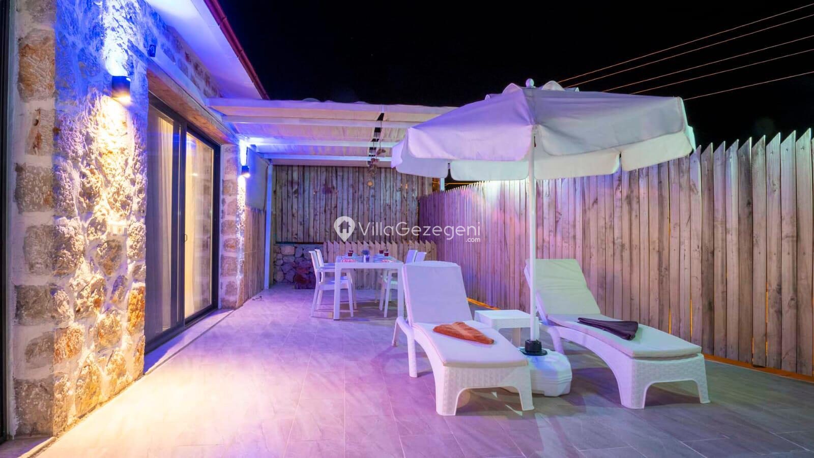 Villa Pamir — 18