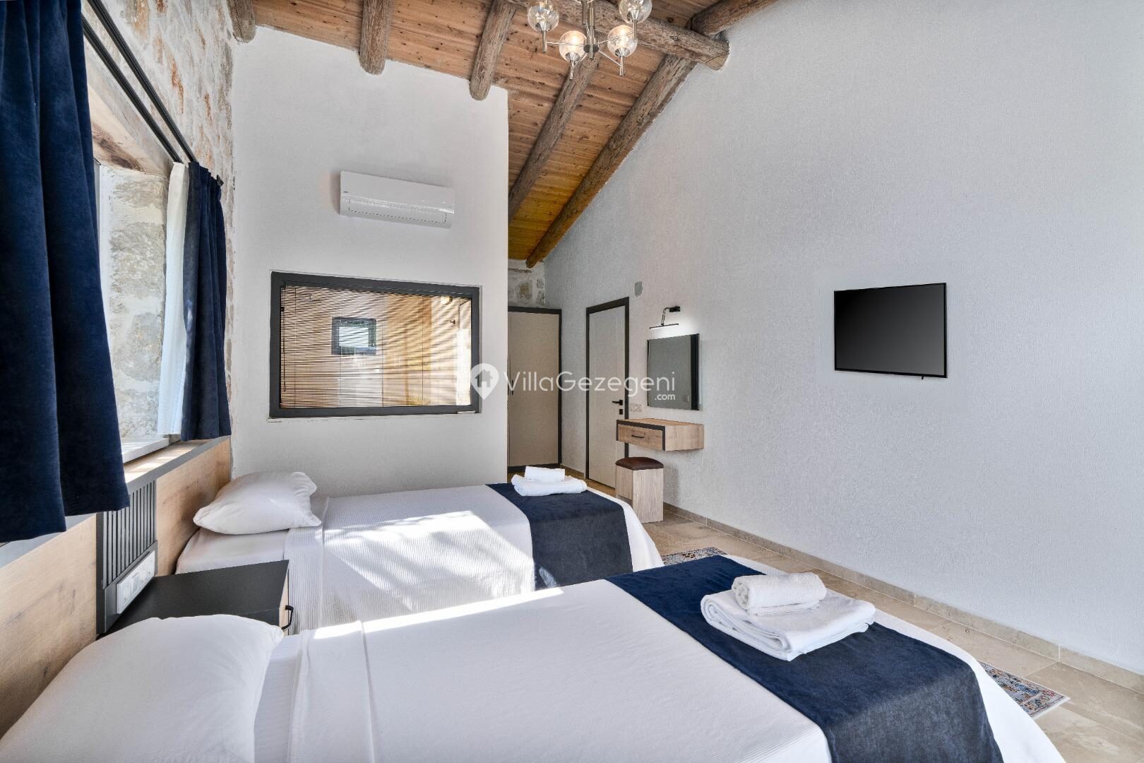 Villa Loya — 31