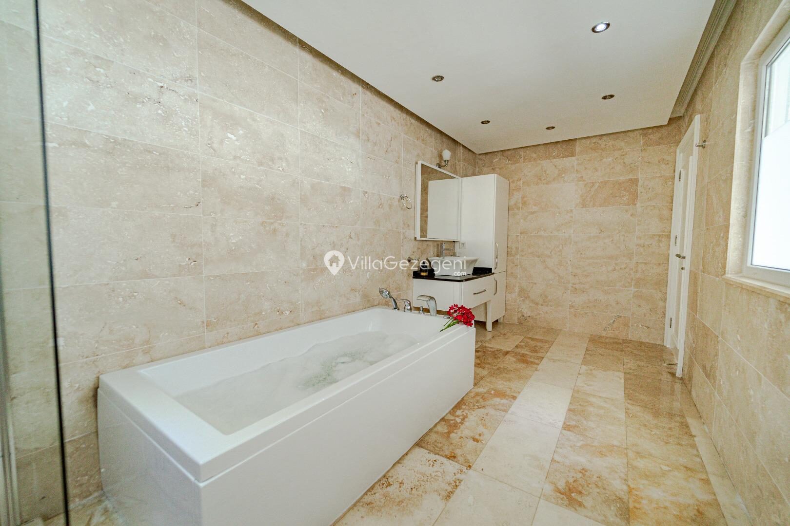 Villa Serenity — 84