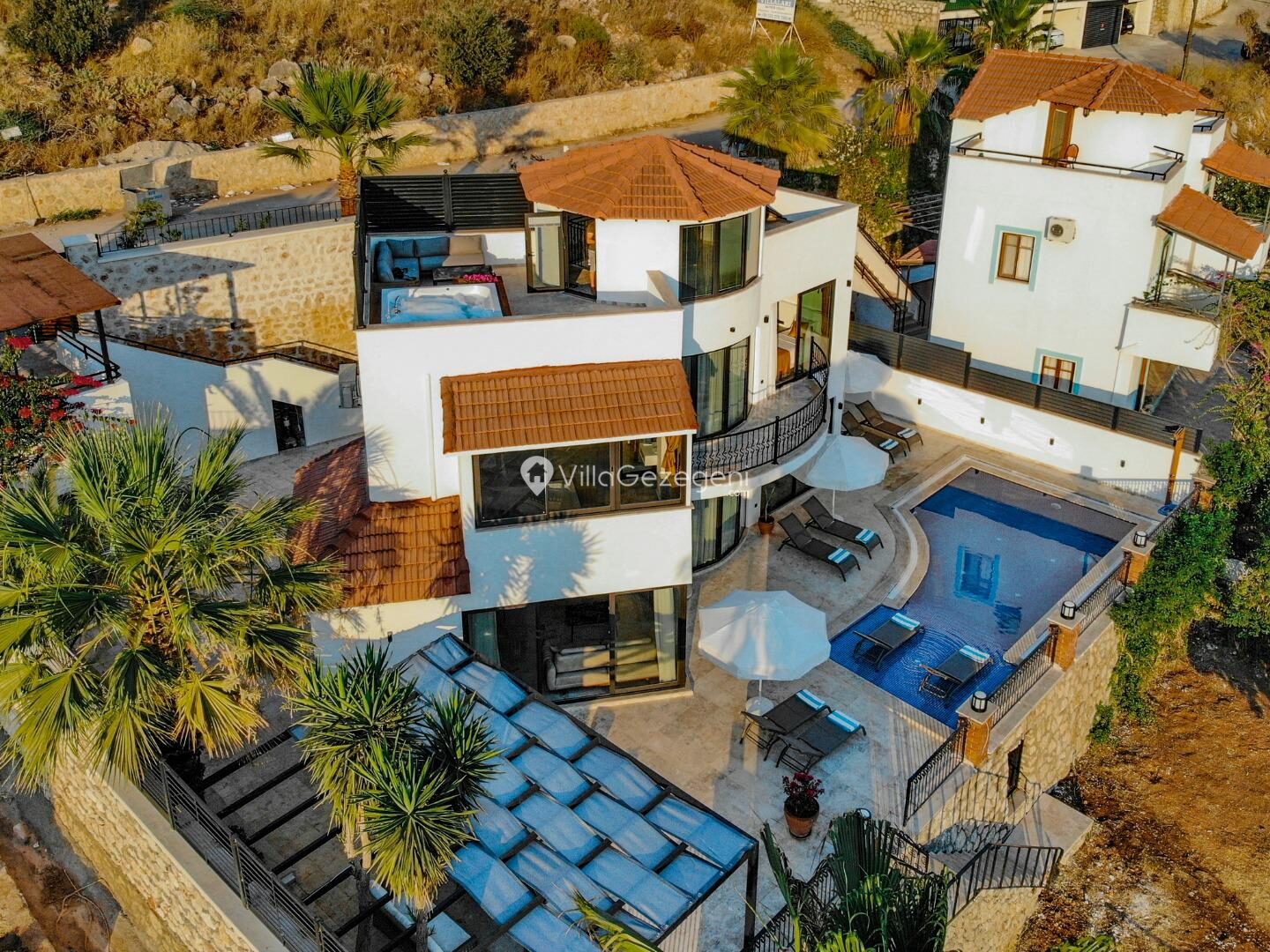 Villa Quinn — 53