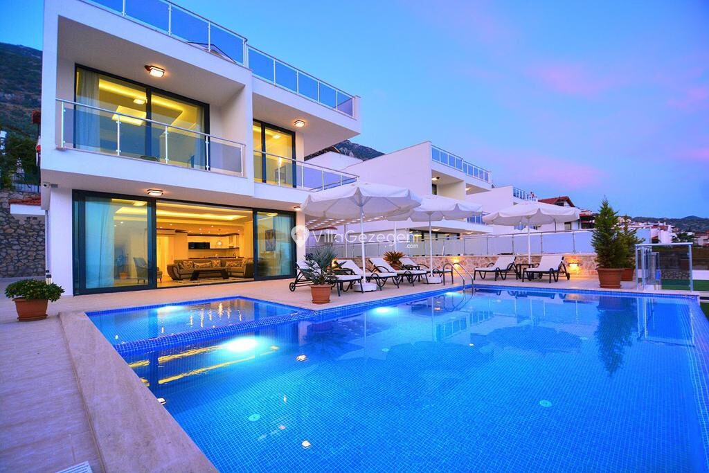 Villa Kalkan 3 — 4