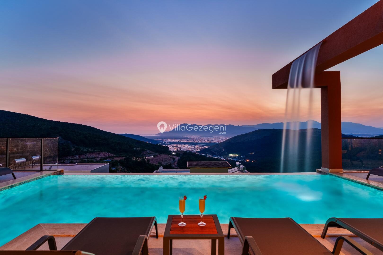 Villa Newcastle — 22