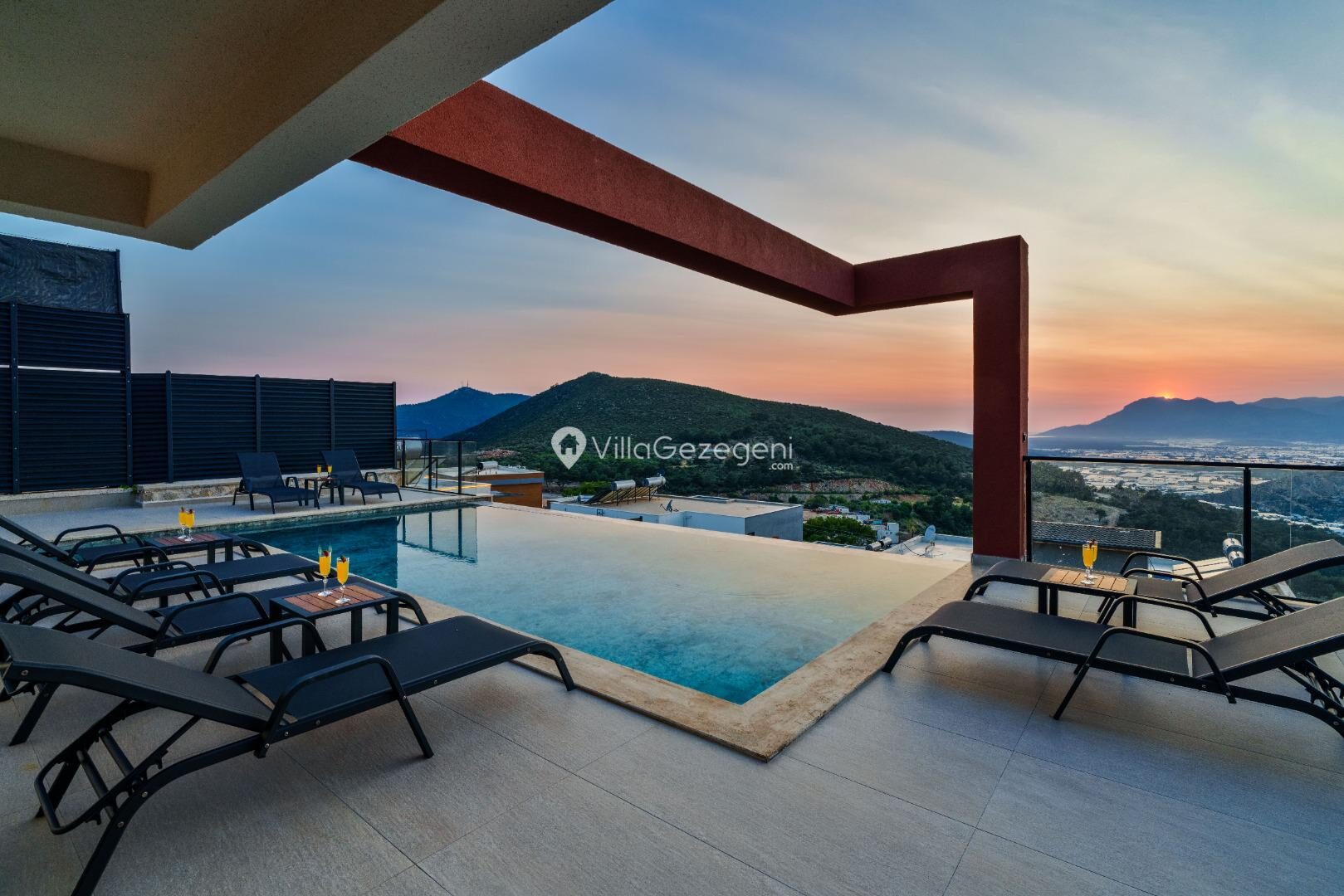 Villa Newcastle — 26