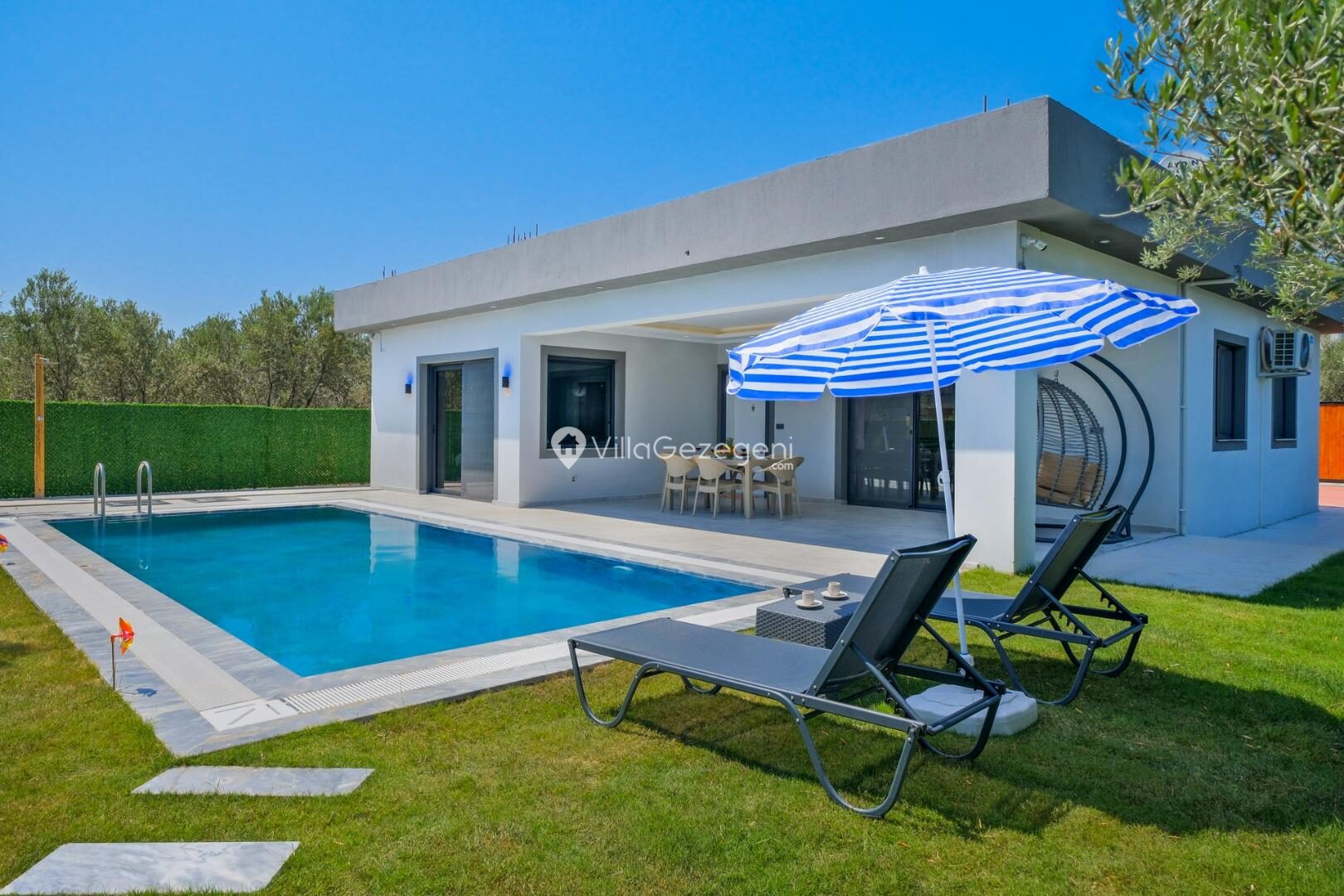 Villa Olive — 3