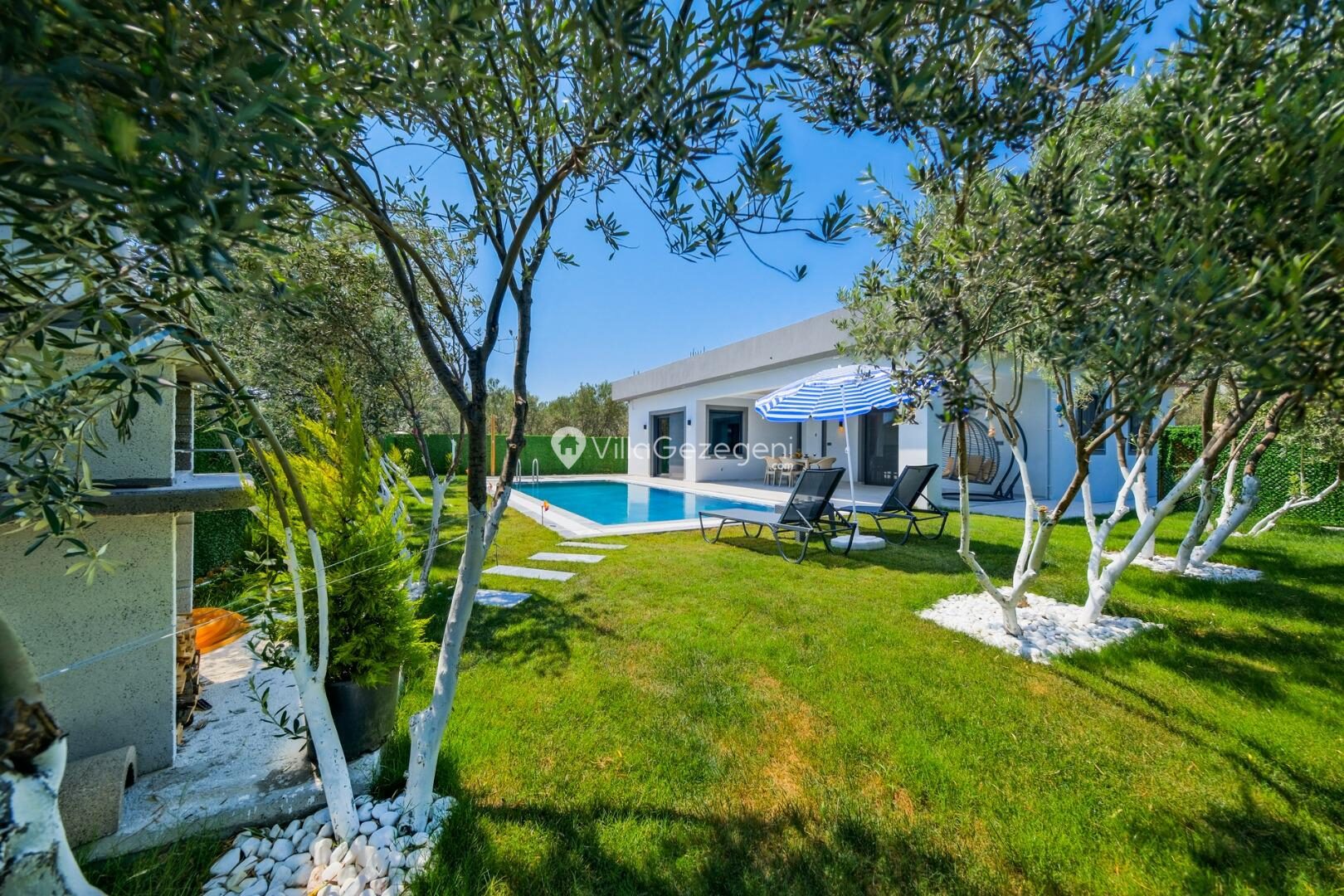 Villa Olive — 4