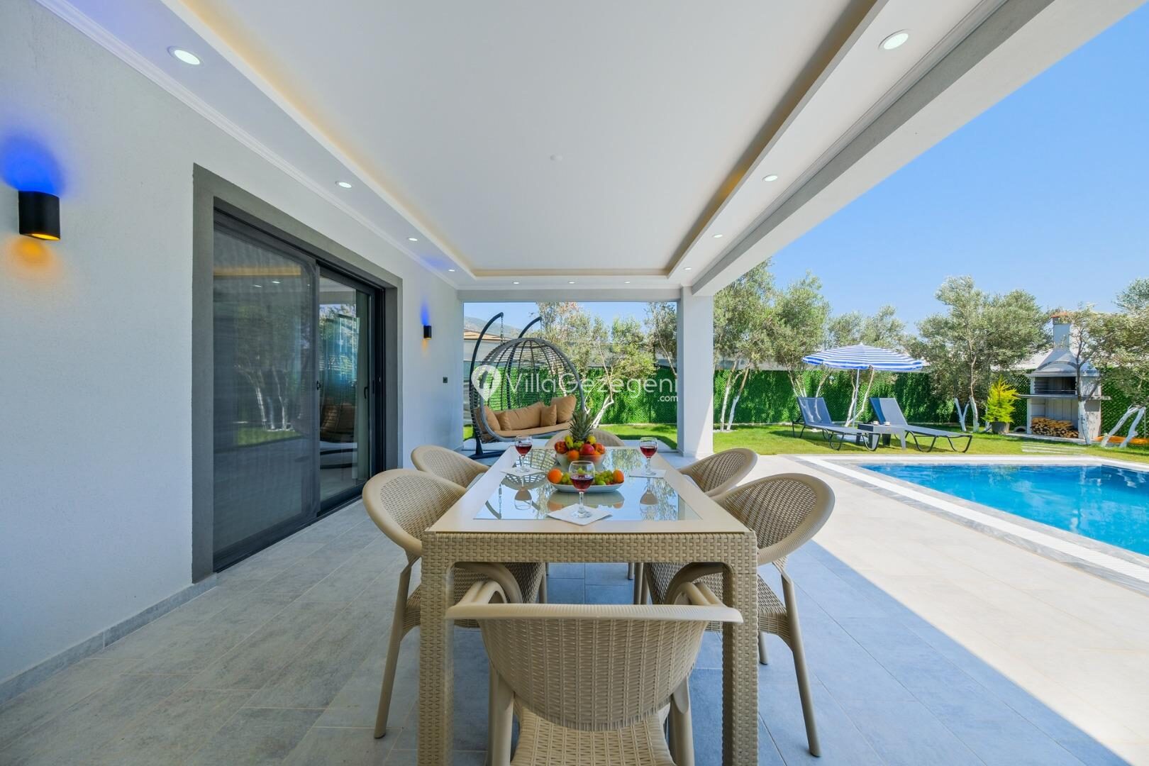 Villa Olive — 13