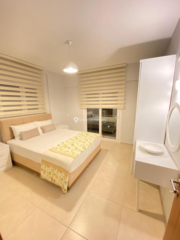 Villa Elisa — 13
