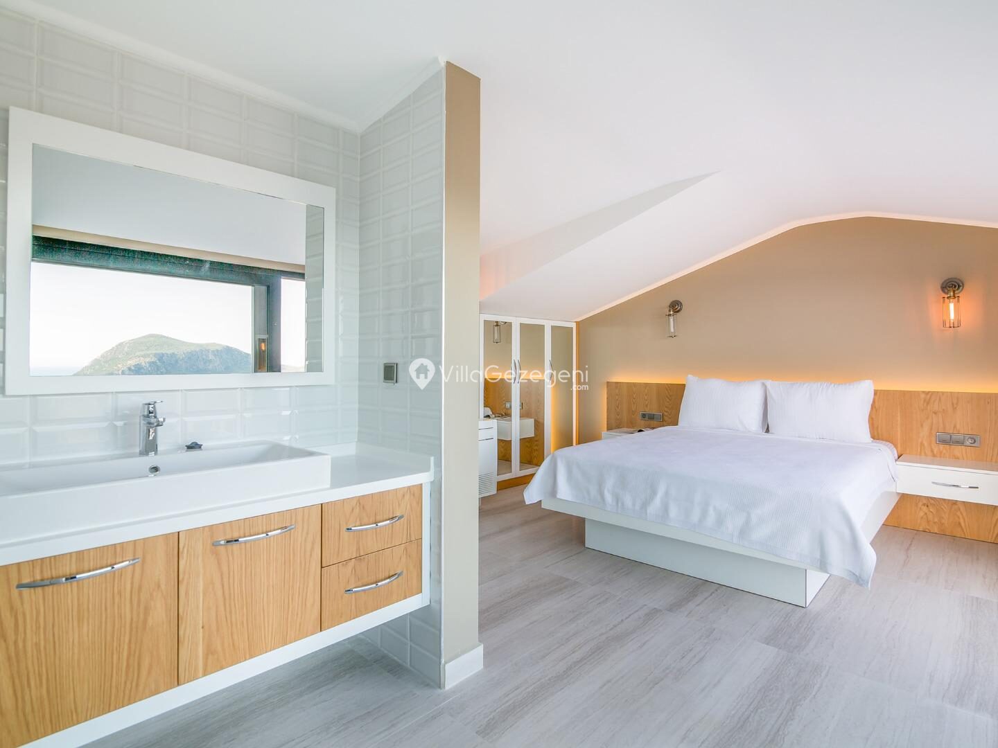 Villa Vogue — 12