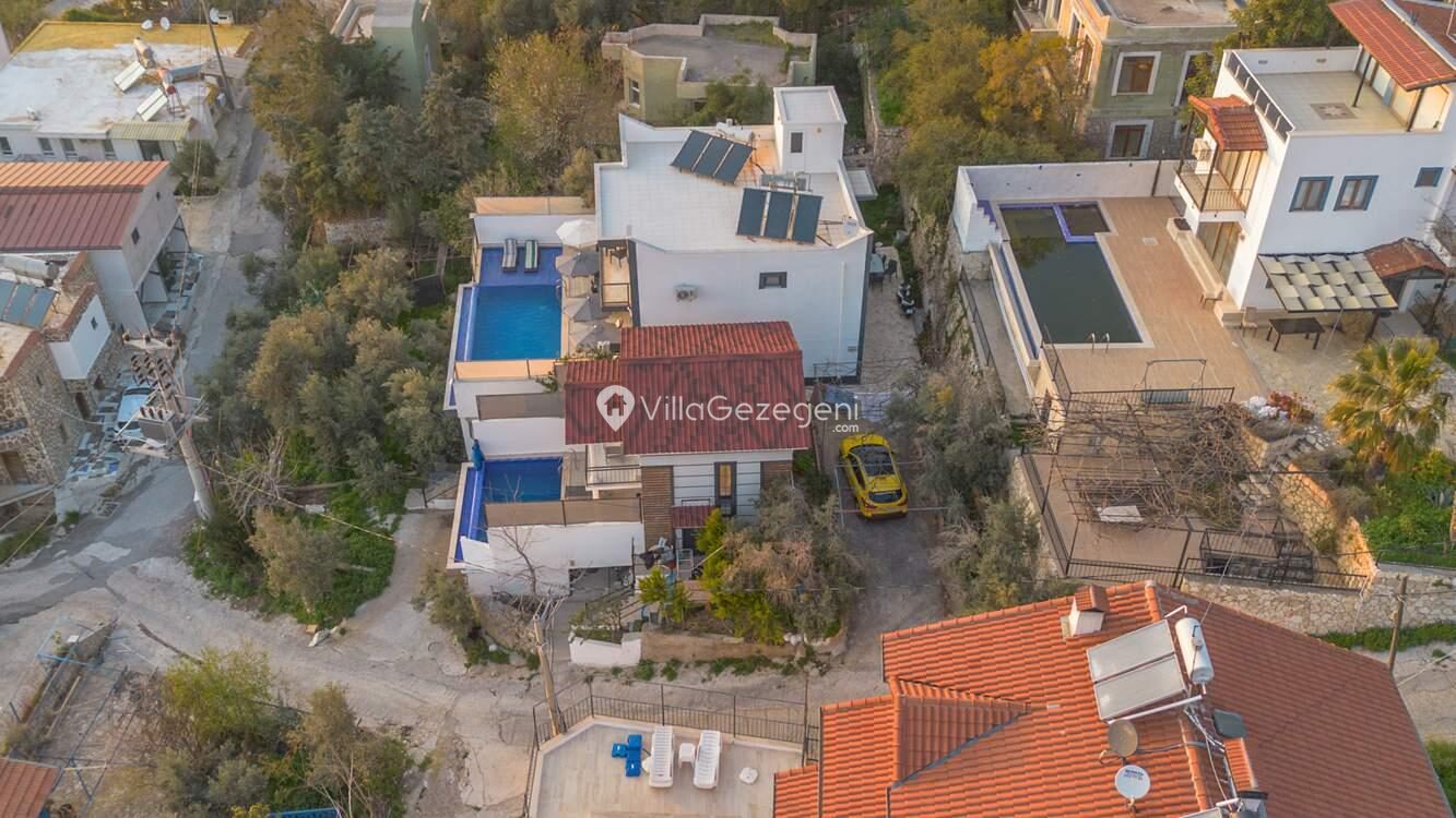 Villa Bercesti — 20