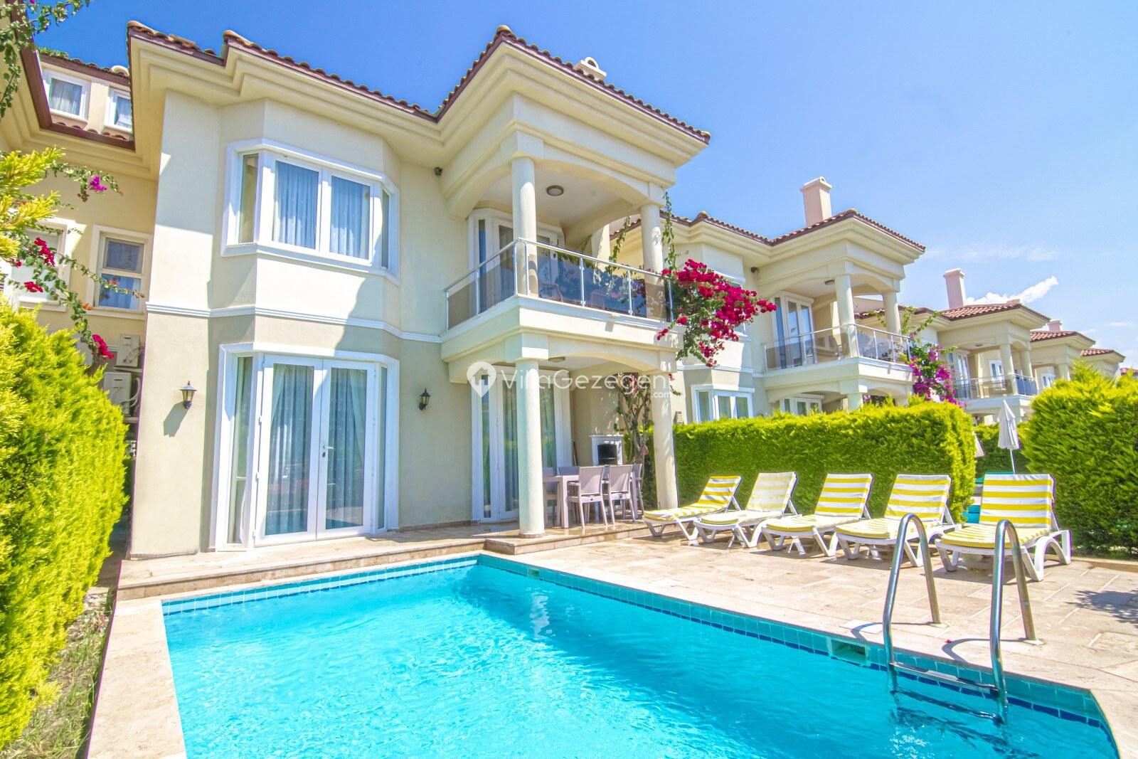 Villa Oyster 5 — 2