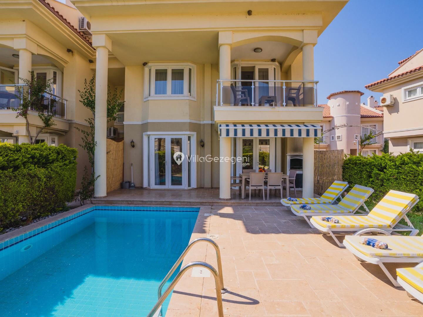 Villa Pearl 9 — 3