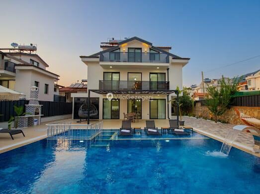 Villa Fullmoon 2 — 2