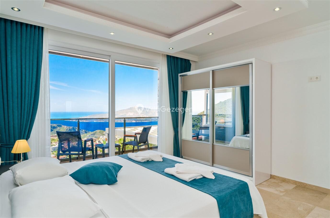 Villa Voyage — 49