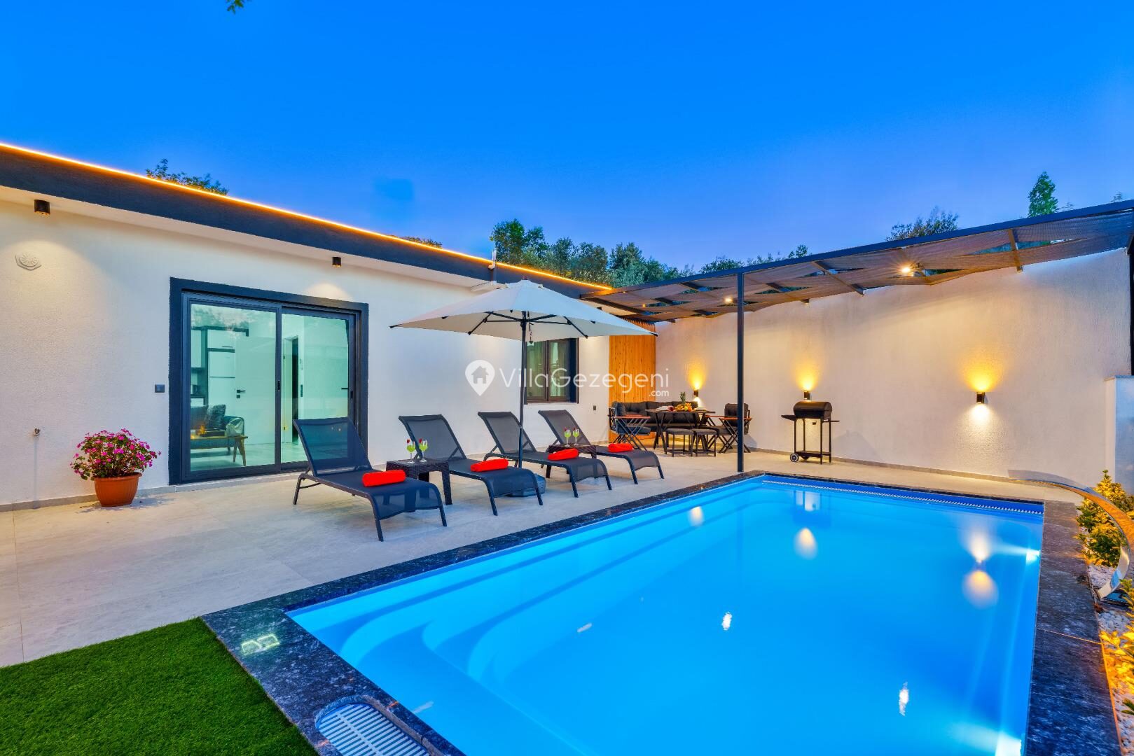 Villa Nar Çiçeği Üzümlü — 1