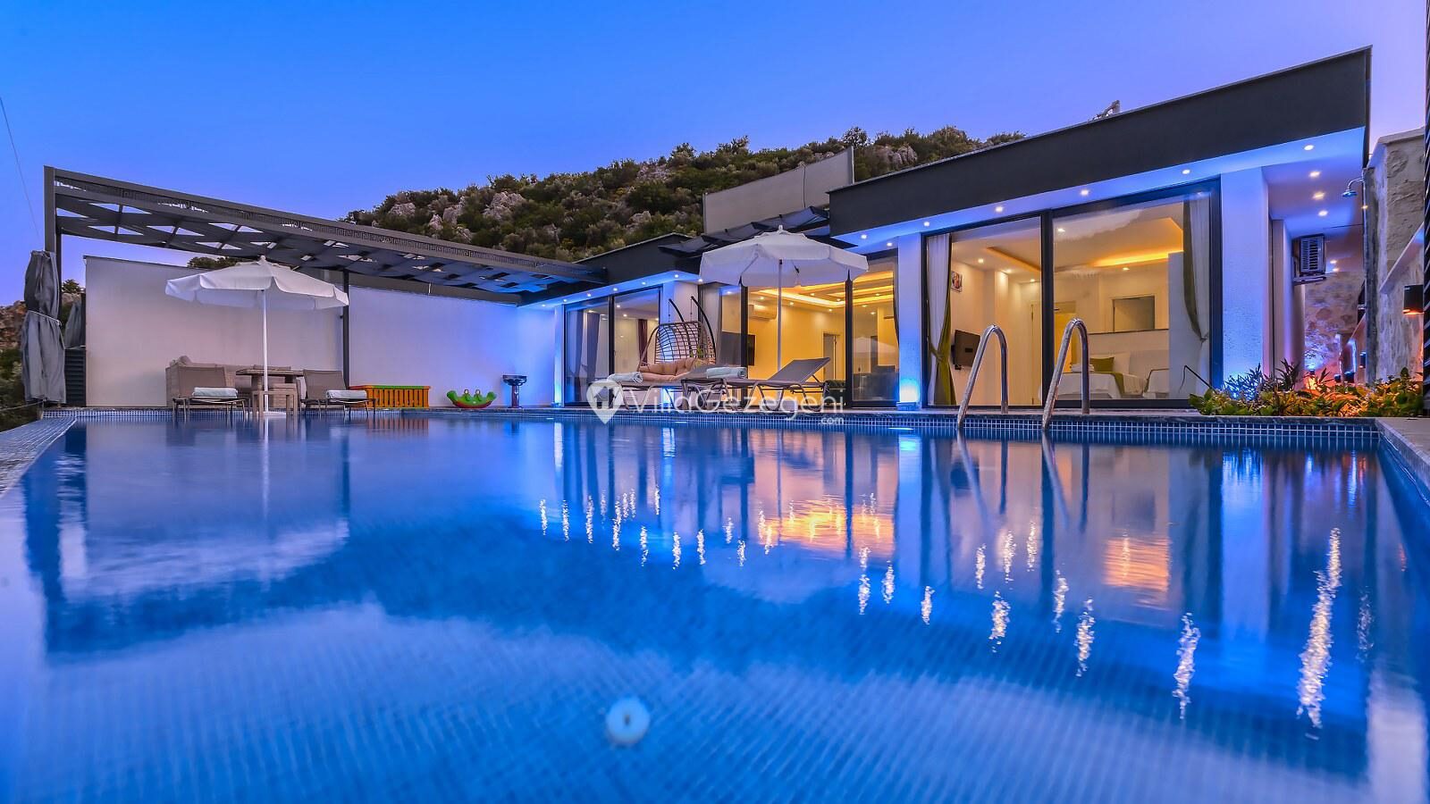 Villa Benk Palas — 11