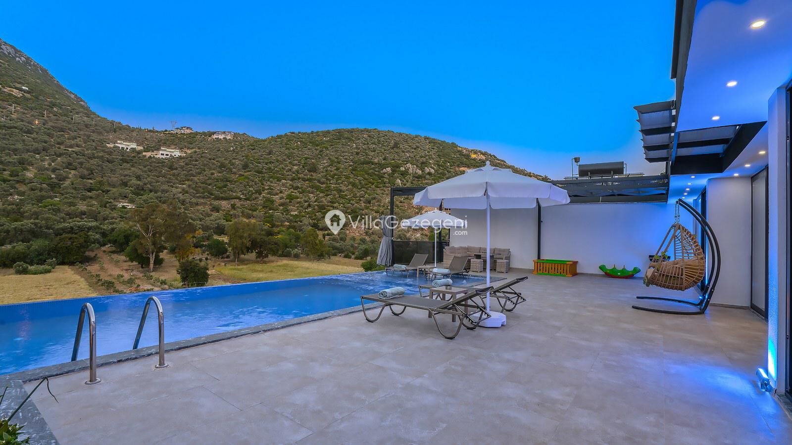 Villa Benk Palas — 54
