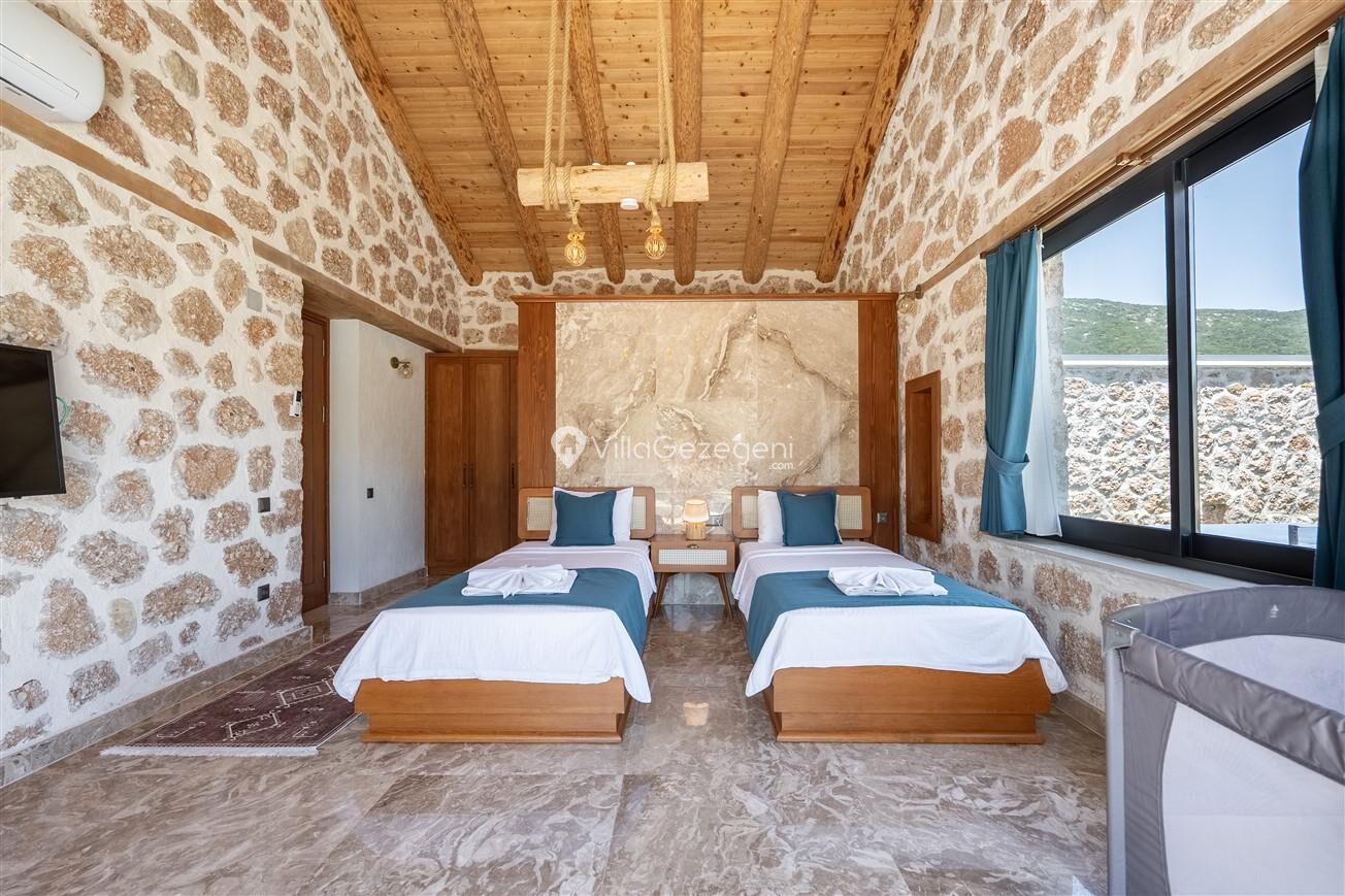 Villa Topcu Stone — 90