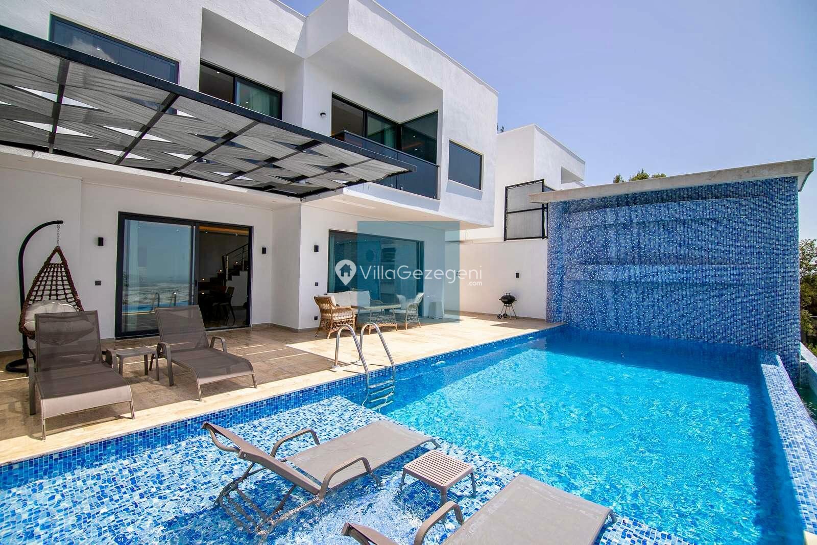 Villa Valiant 1 — 3