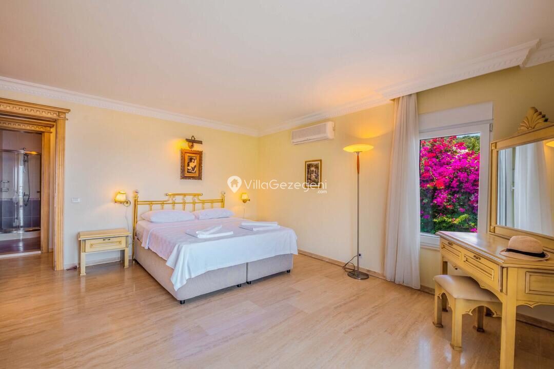 Villa Noyan — 38