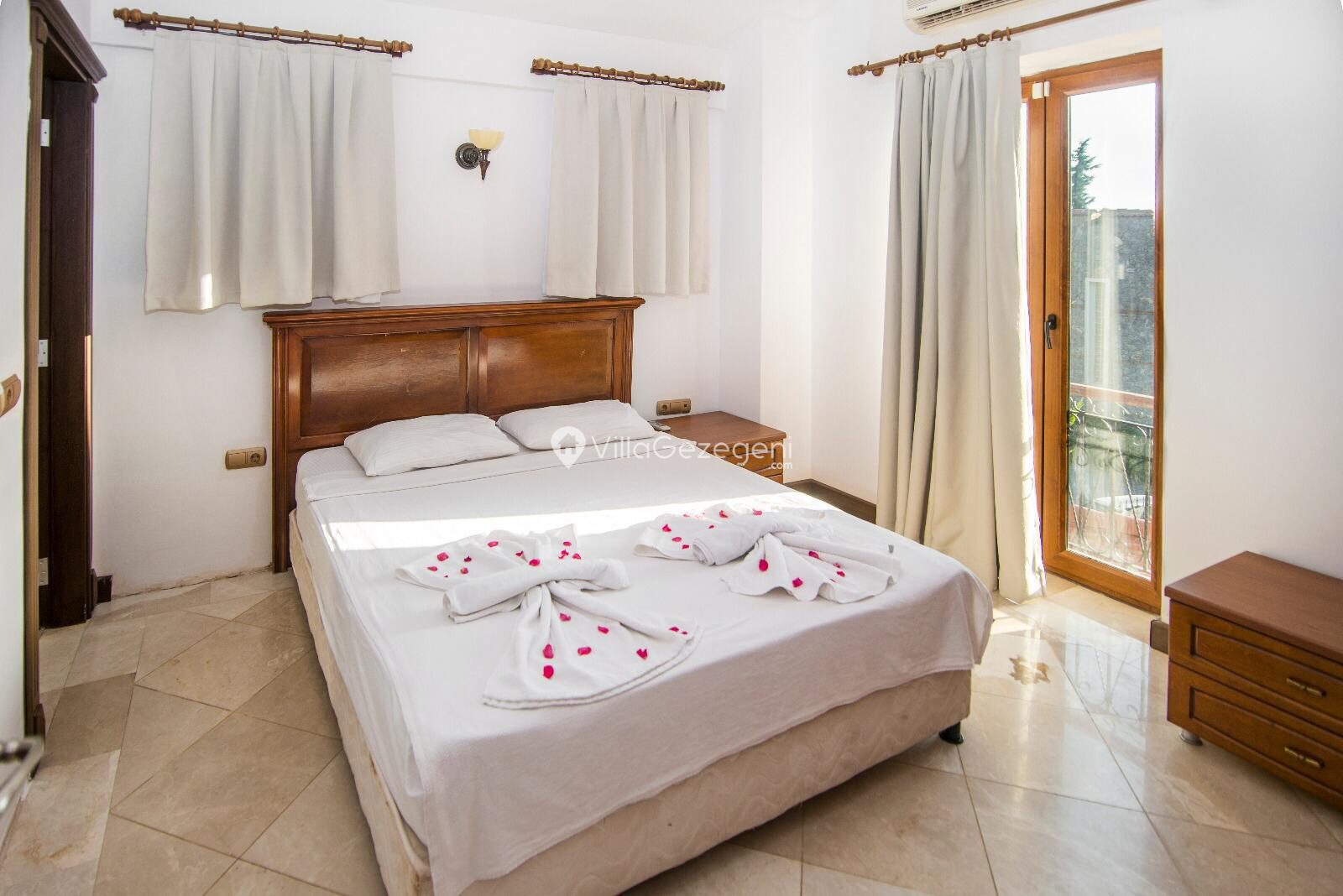 Villa Rota 3 — 18