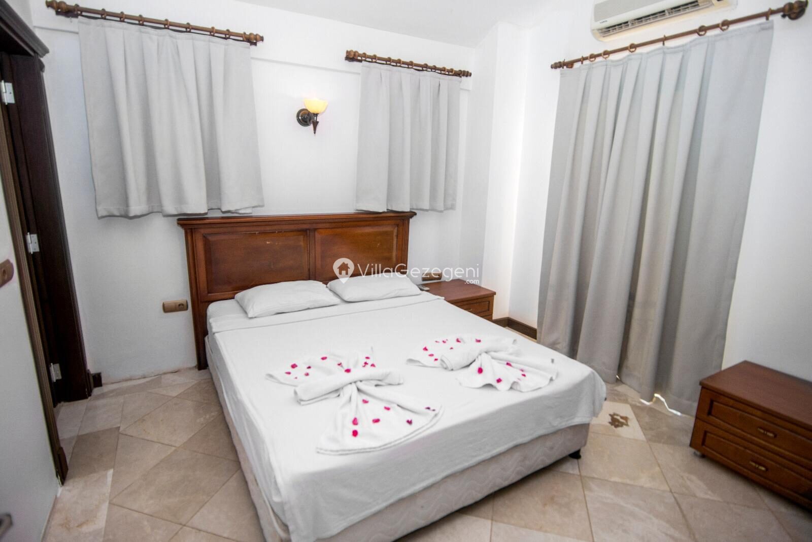 Villa Rota 3 — 19