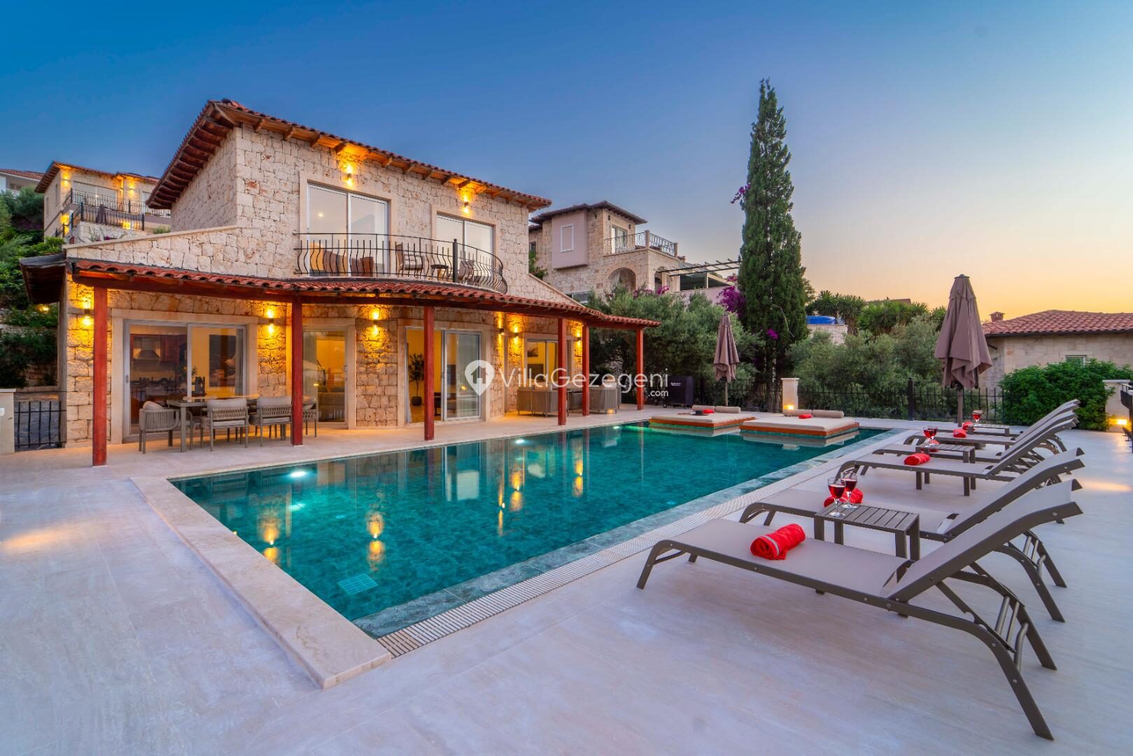 Villa Ada Uno – Çukurbağ kiralık villa
