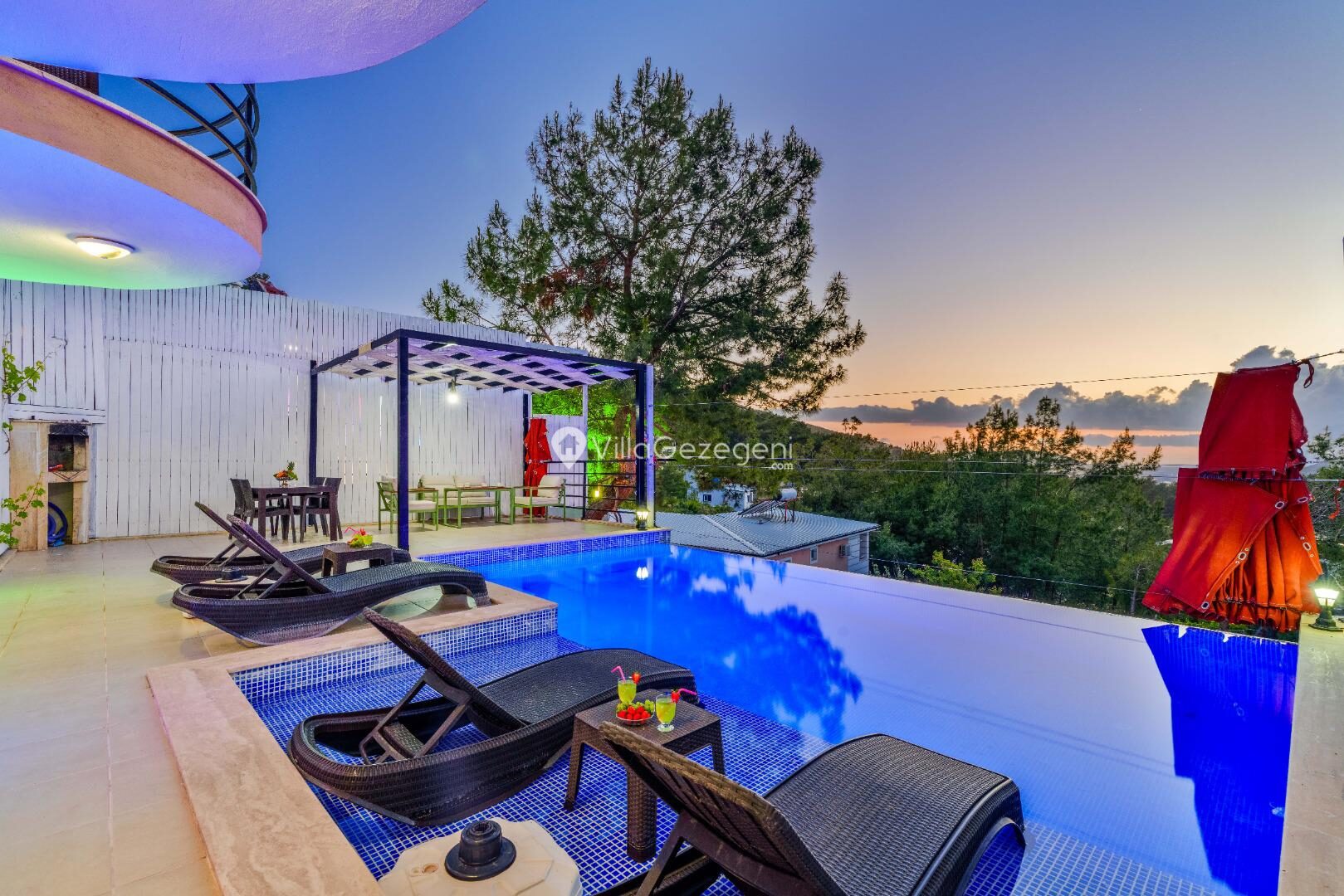 Villa Truva — 4