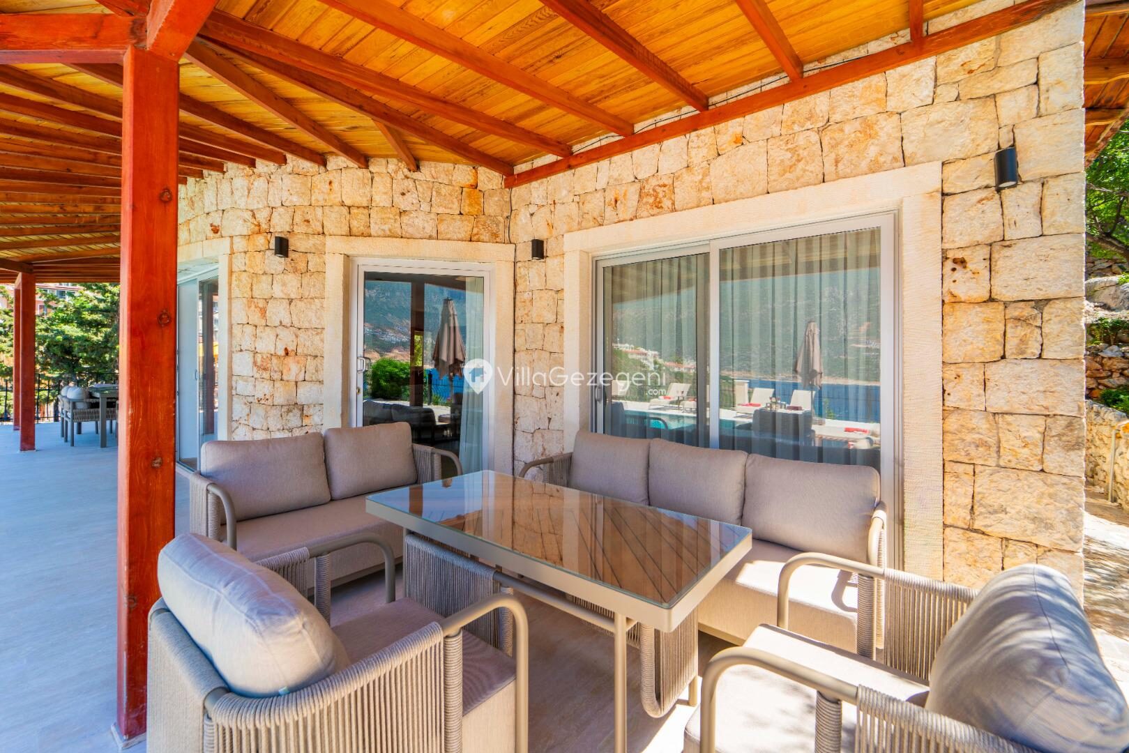 Villa Ada Uno – Çukurbağ kiralık villa