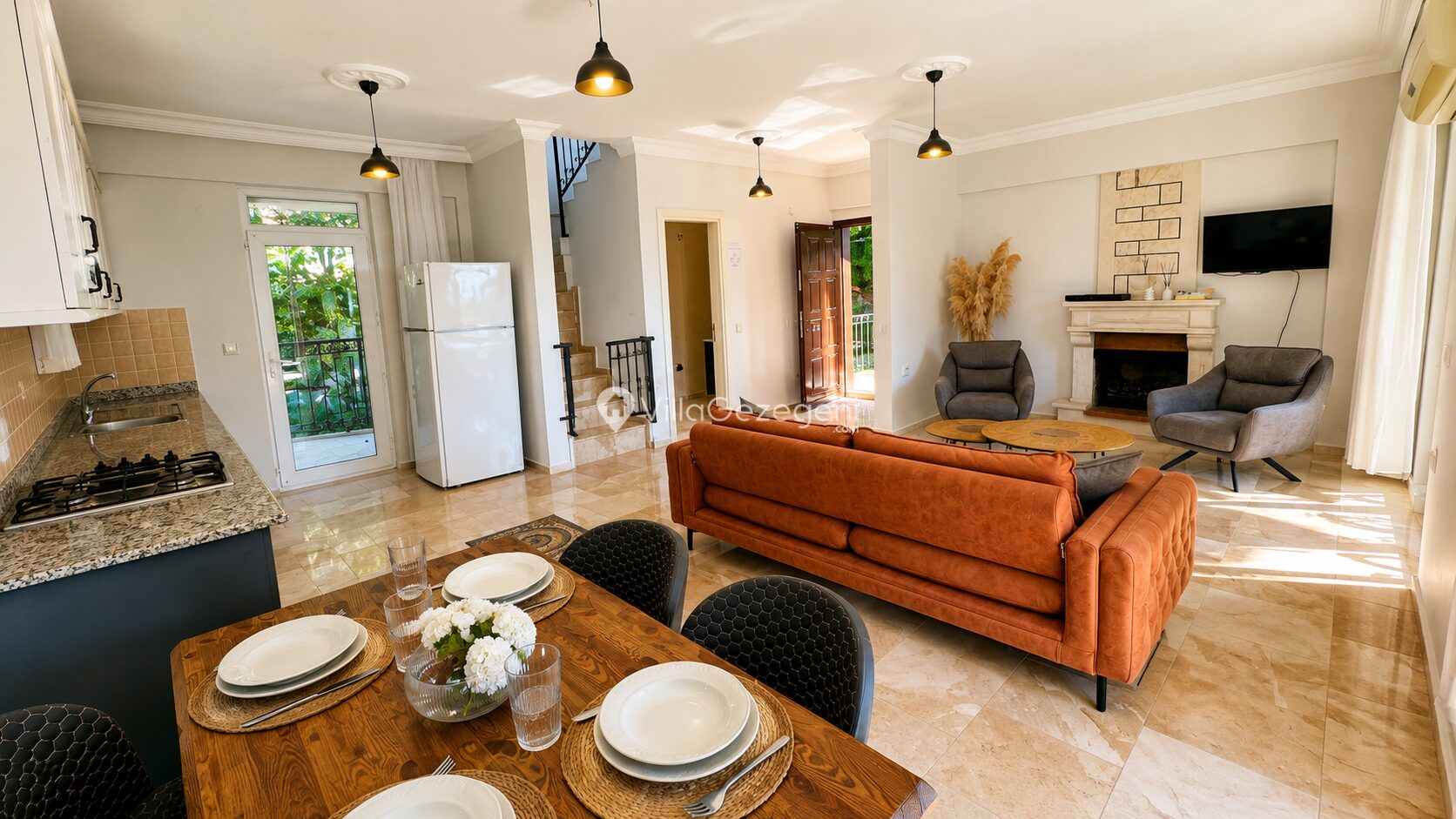 Villa Almond 1 — 8