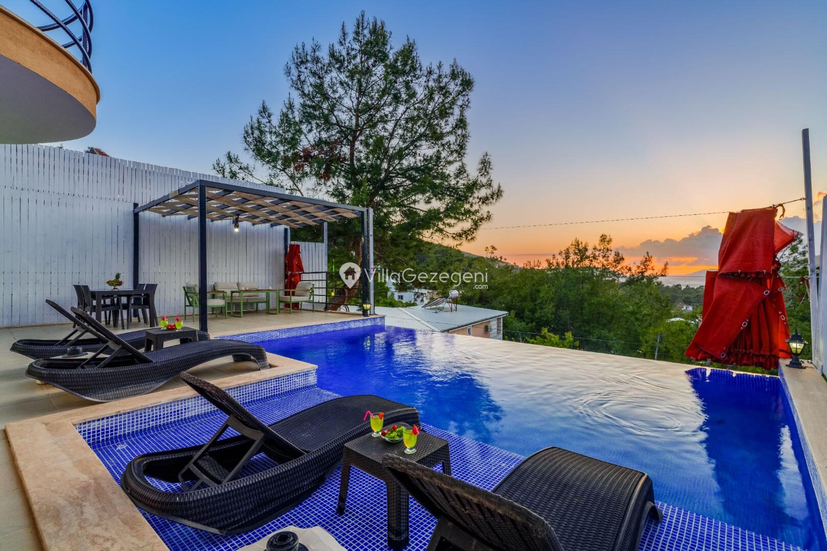 Villa Truva — 9