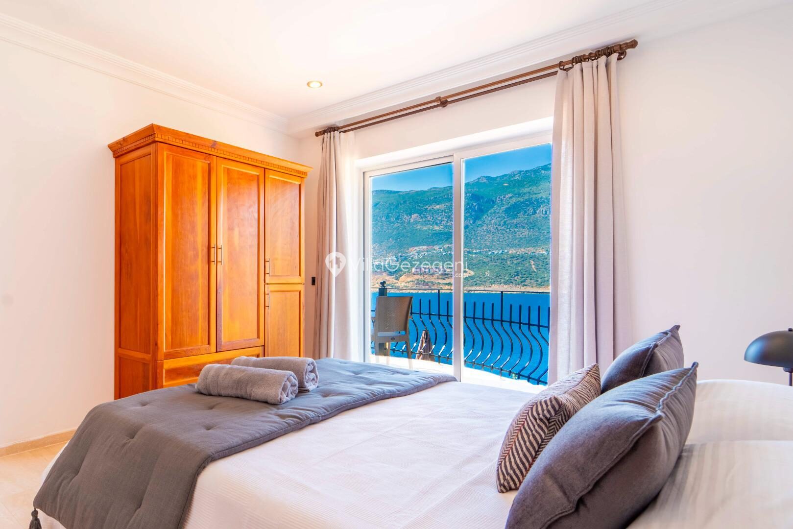 Villa Ada Uno – Çukurbağ kiralık villa