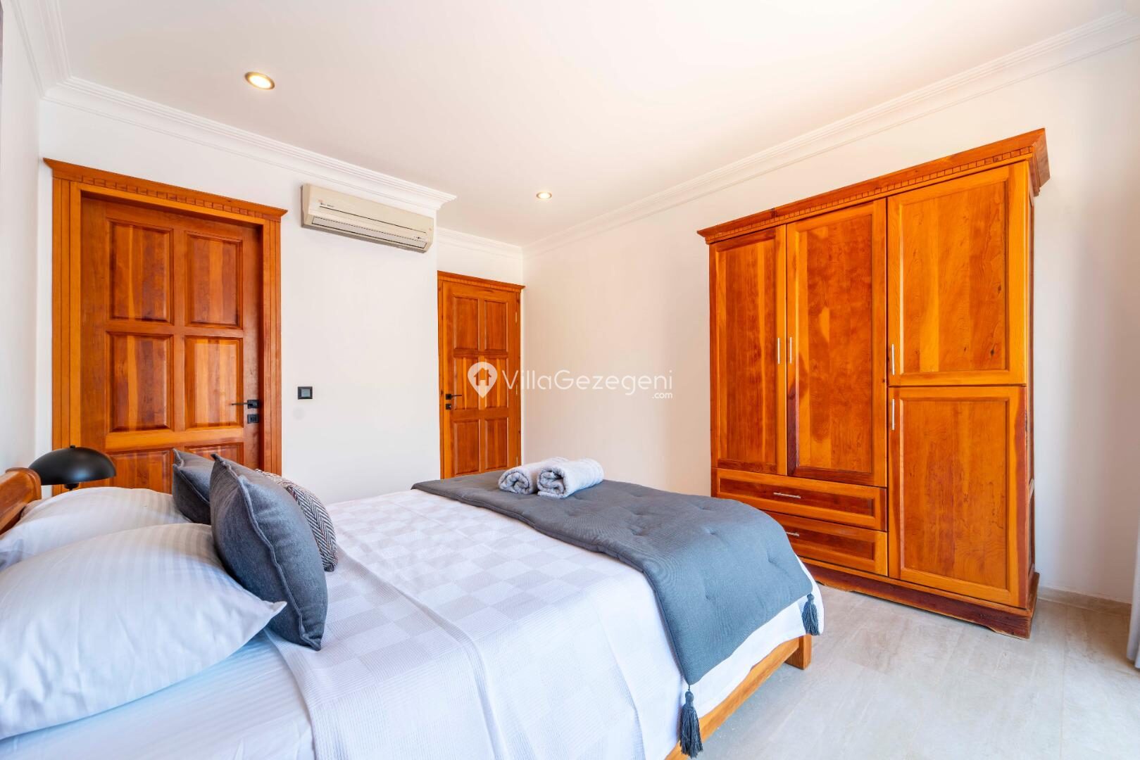 Villa Ada Uno – Çukurbağ kiralık villa