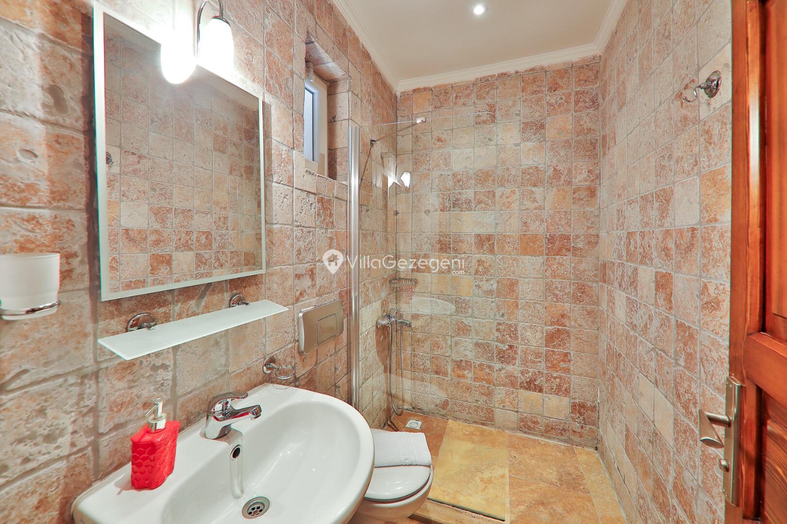 Villa Kaputaş 2 – Sarıbelen kiralık villa