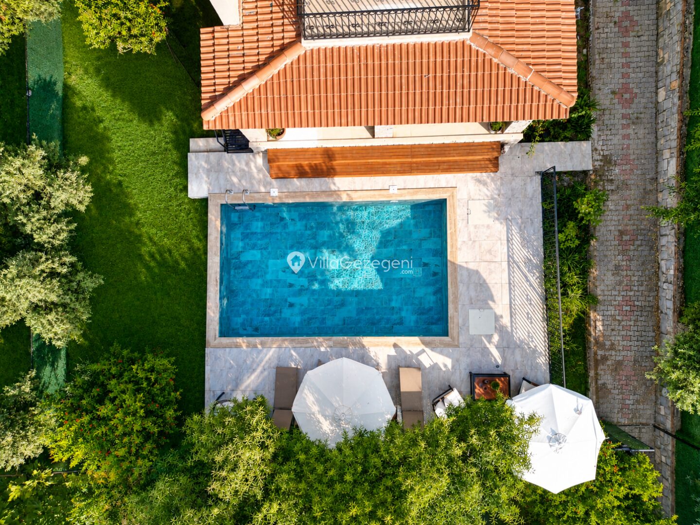 Villa Almond 1 — 31