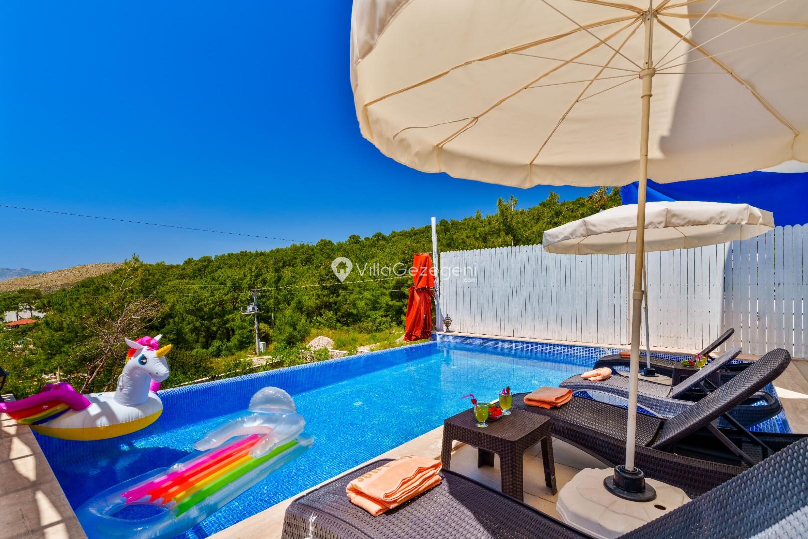Villa Truva — 11